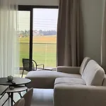 θεα 5 Comfortable 1br And 2br * Dhromolaxia