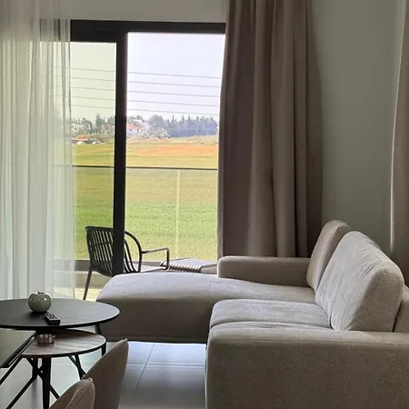 θεα 5 Comfortable 1br And 2br * Dhromolaxia