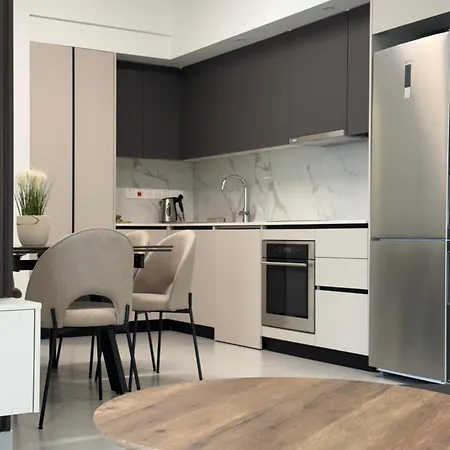 θεα 5 Comfortable 1br And 2br アパート *