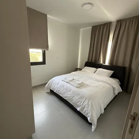 θεα 5 Comfortable 1br And 2br * Dhromolaxia