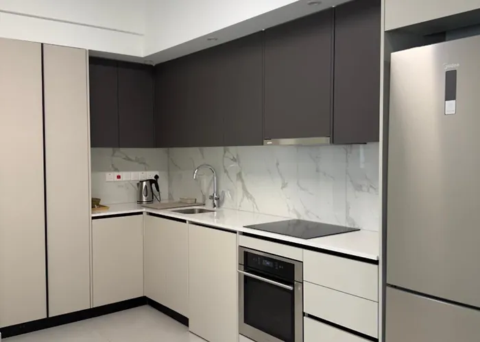 Θεα 5 Comfortable 1Br And 2Br Apartments Dromolaxia