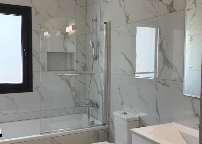 Θεα 5 Comfortable 1Br And 2Br Apartments Апартаменты Dromolaxia