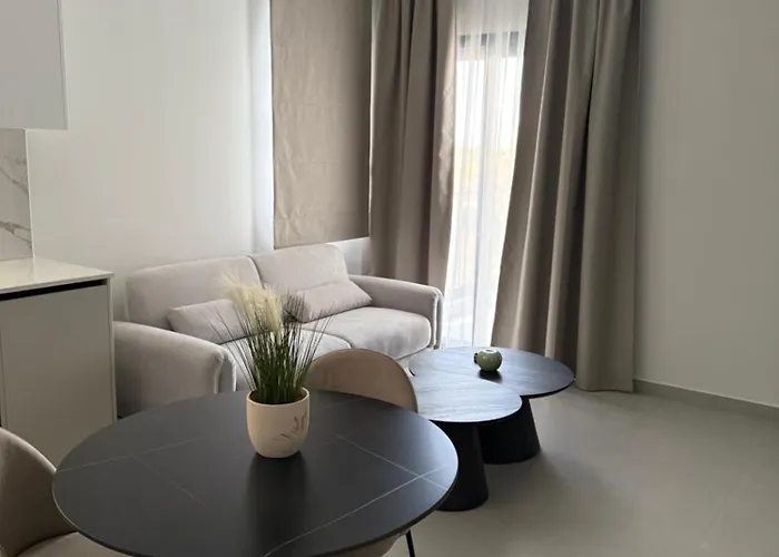 Апартаменты Θεα 5 Comfortable 1Br And 2Br Apartments